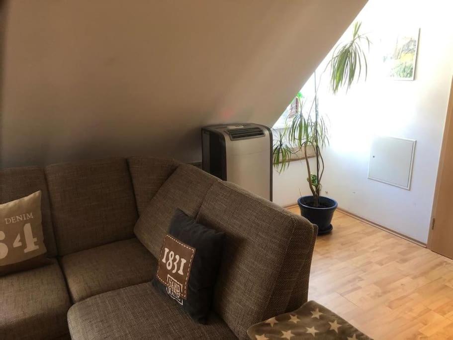 Apartment S10 In Bester Lage Stilvoll Im Zentrum Von Bayreuth Mit Klimaanlage Und Parkplatz Exterior photo